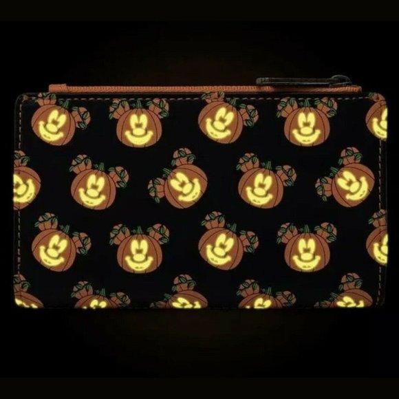 Loungefly Halloween Pumpkin Mickey O Lantern Backpack, Wallet & Ears GITD ??